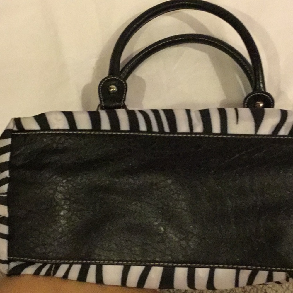 Bebe Purse - Picture 4 of 5